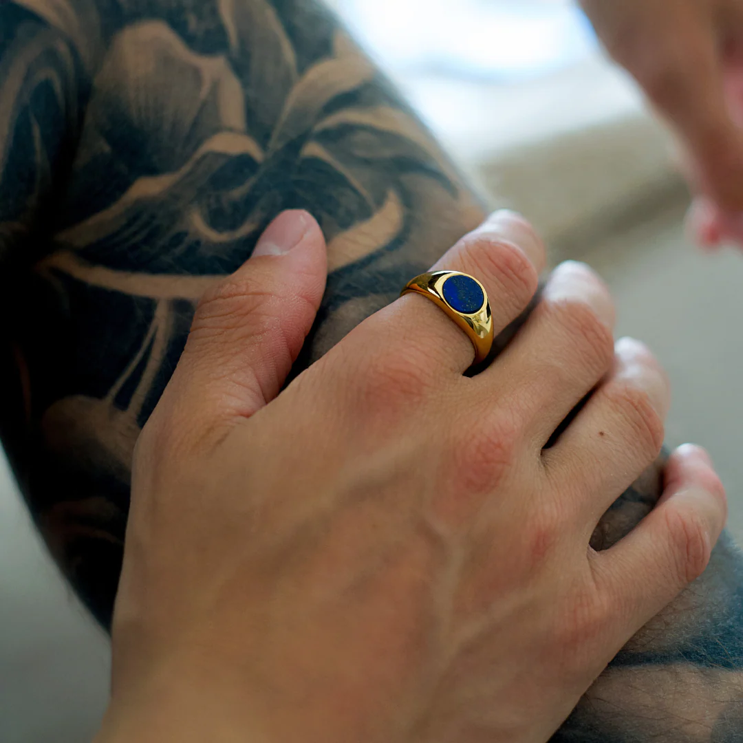 Oval Lapis Ring (Gold) - Image 4